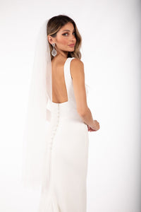 Short Tulle Wedding Veil with Hair Comb
