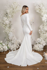 Closed Back Design of Ivory White Long Sleeve Fitted Wedding Gown with Boat Neckline, Closed Back and Long Train
