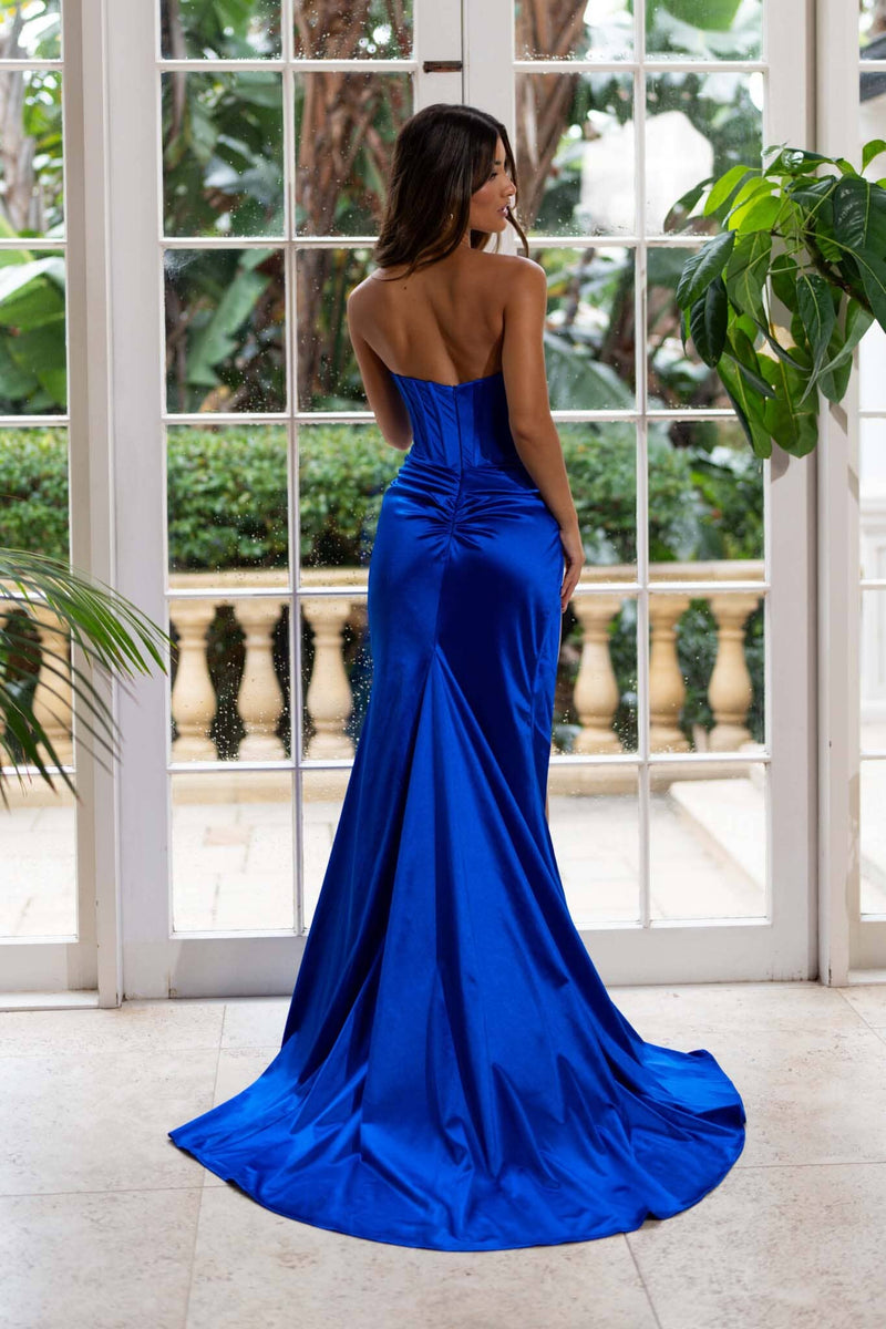 AMARI Gown