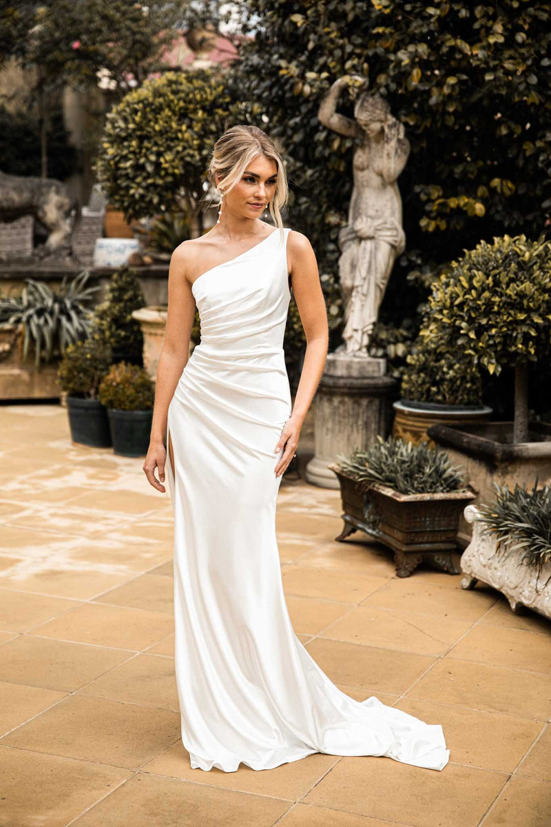 Kendra Luxe Stretch Satin Gown - Ivory 6XL / With Slit Kendra Luxe Stretch Satin Gown - Ivory 6XL / With Slit