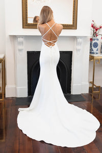 Lace Up Open Back and Dramatic Train Design of Minimalist Fitted Crepe Wedding Gown with V Neckline, Side Split and Lace Up Open Back in Ivory