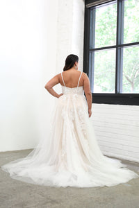 ANISSA Gown in Ivory/Champagne
