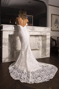 Florentina Lace Gown - Ivory