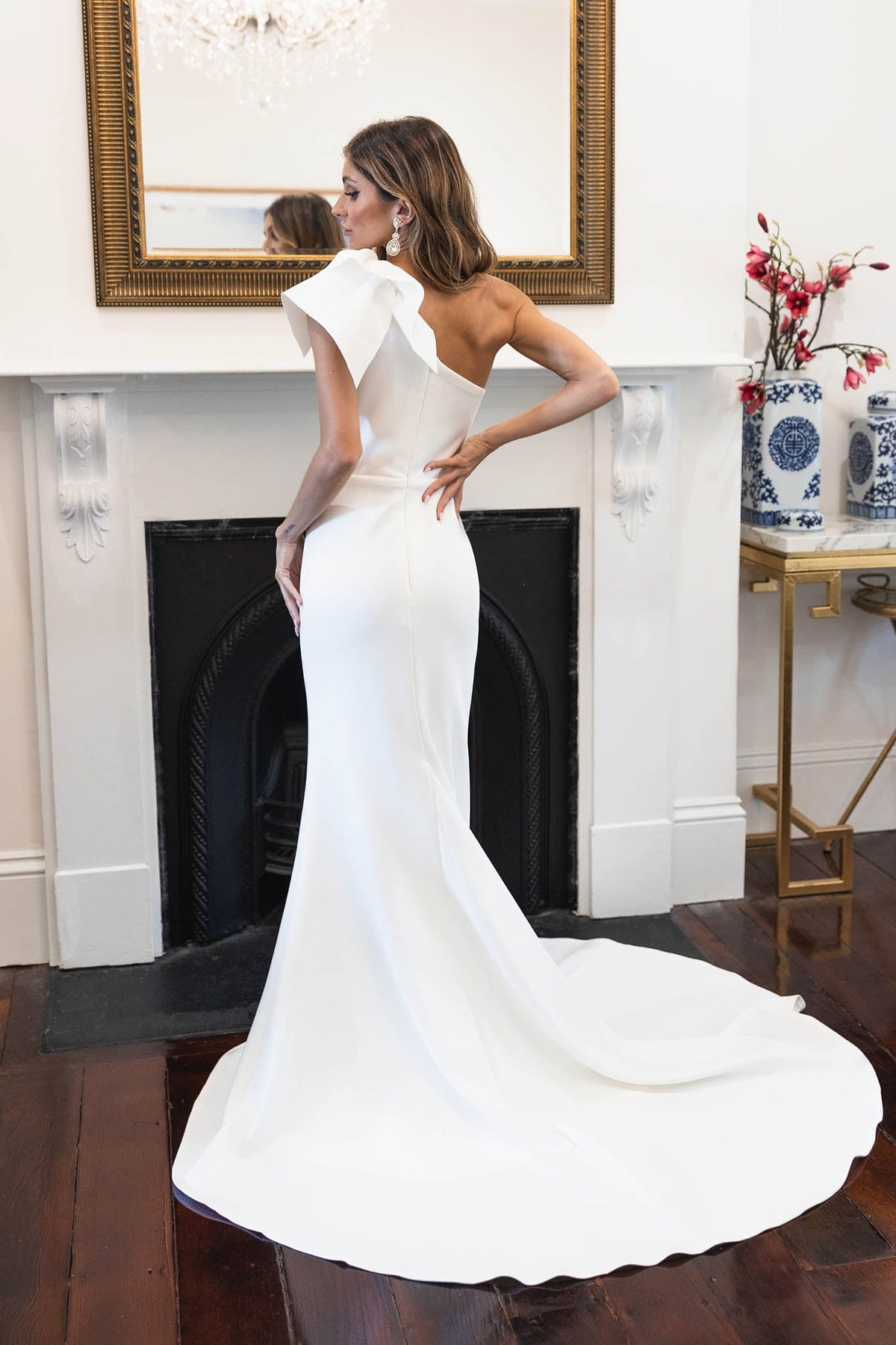 FRANCIE One Shoulder Crepe Gown - Ivory NB LUXE FRANCIE One Shoulder Crepe Gown - Ivory NB LUXE