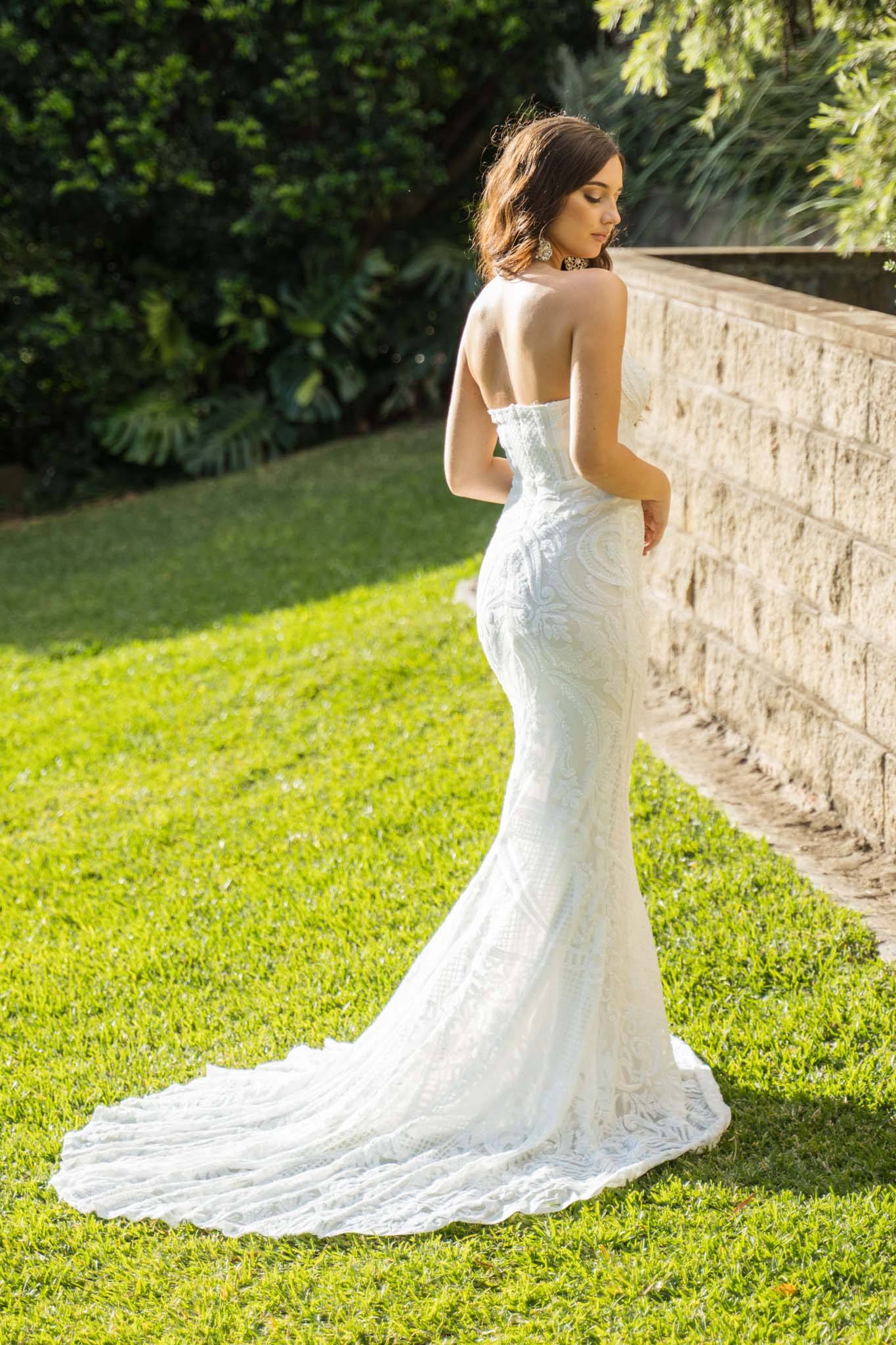 GIANA ホワイト　ドレス Gianna Gown - White/White – NB LUXE