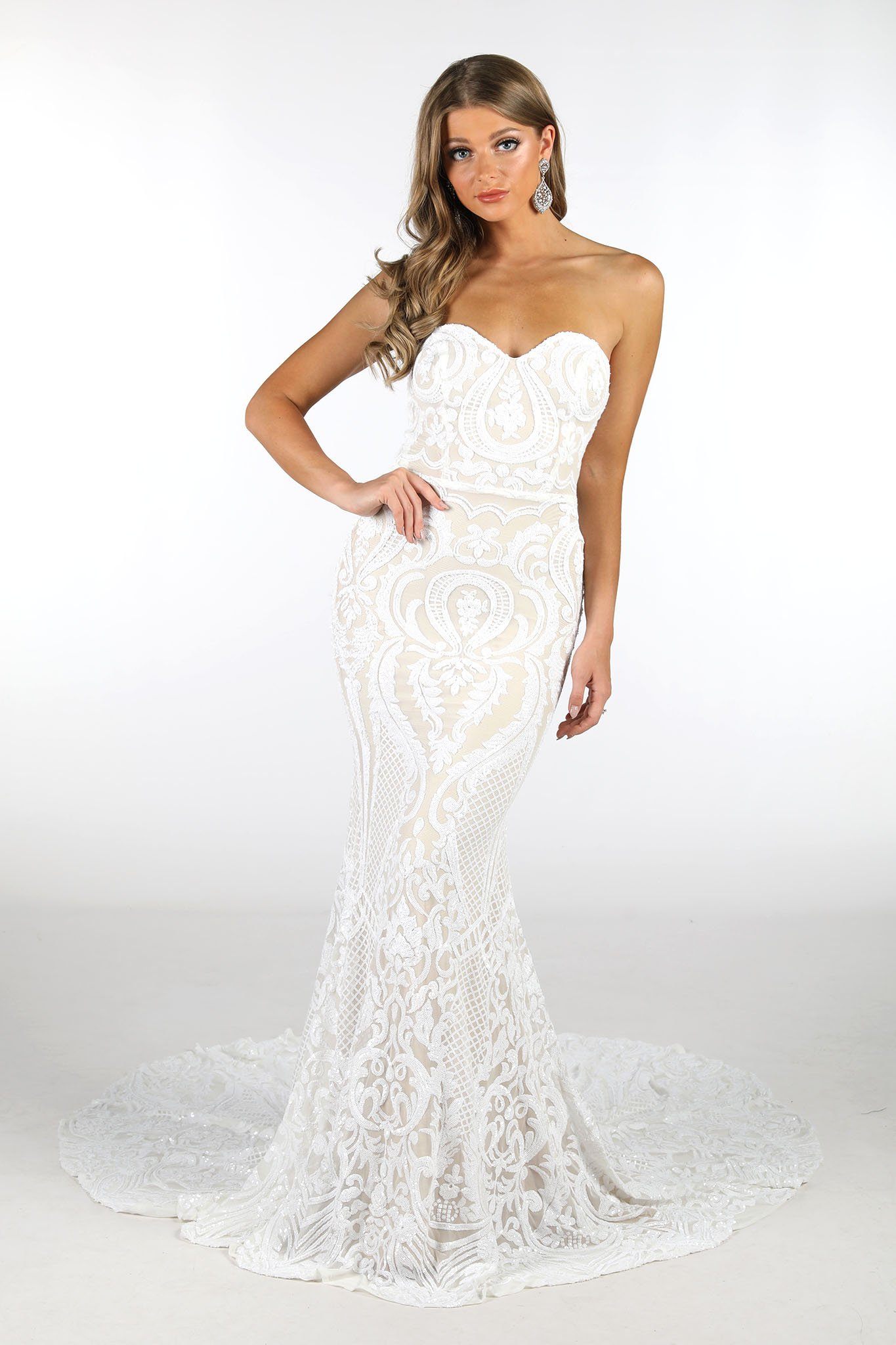 GIANA ホワイト　ドレス Gianna Gown - White/White – NB LUXE