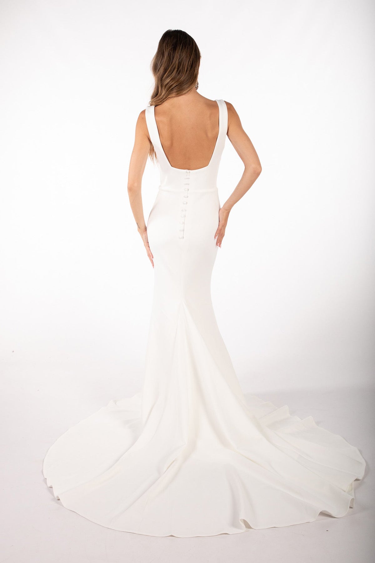 Open Back and Sweep Train Design of Ivory White Square Neck Fitted Wedding Gown