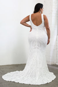Kalani Pattern Sequin Gown - White/White