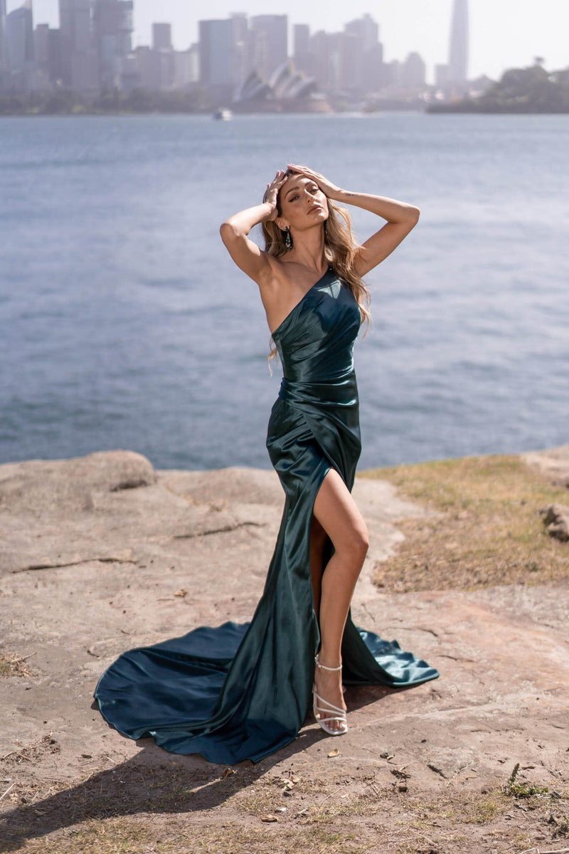 Kendra One Shoulder Satin Gown - Emerald
